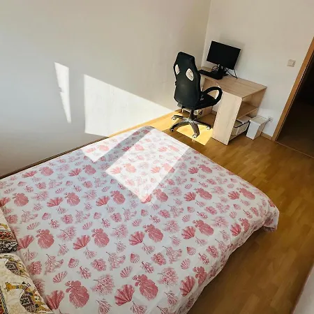 2 Big At Of The House Apartamento