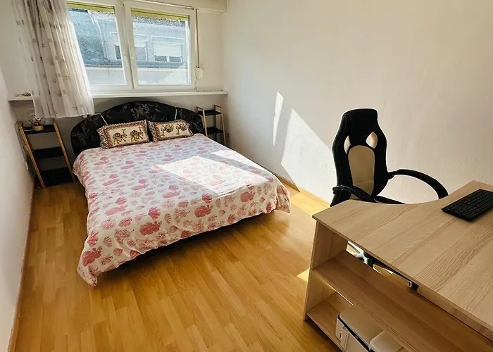 Centre Loft - 2 At Floor Of The Big House アパート デュドランジュ